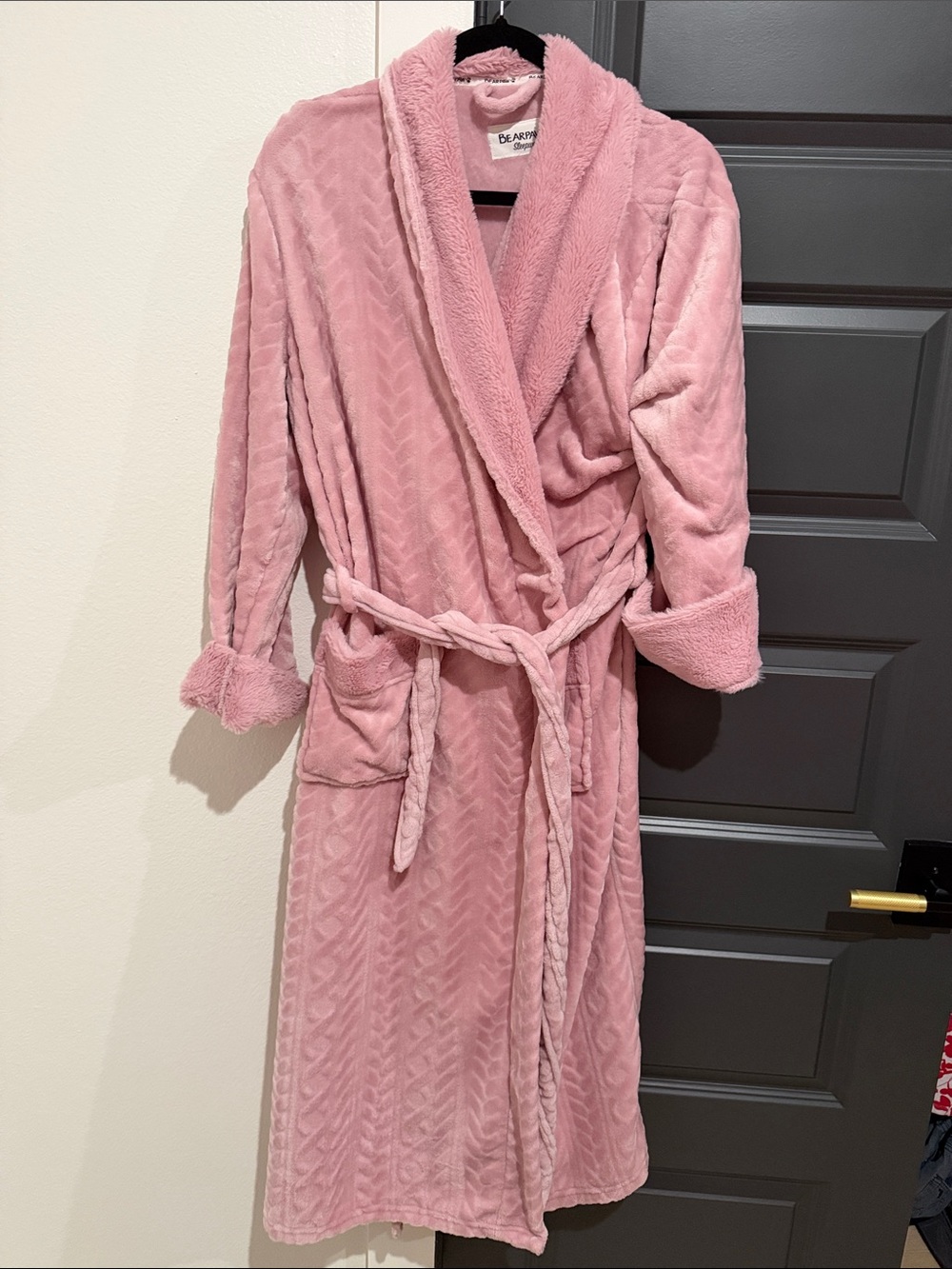 Women's Pink Plush Robe